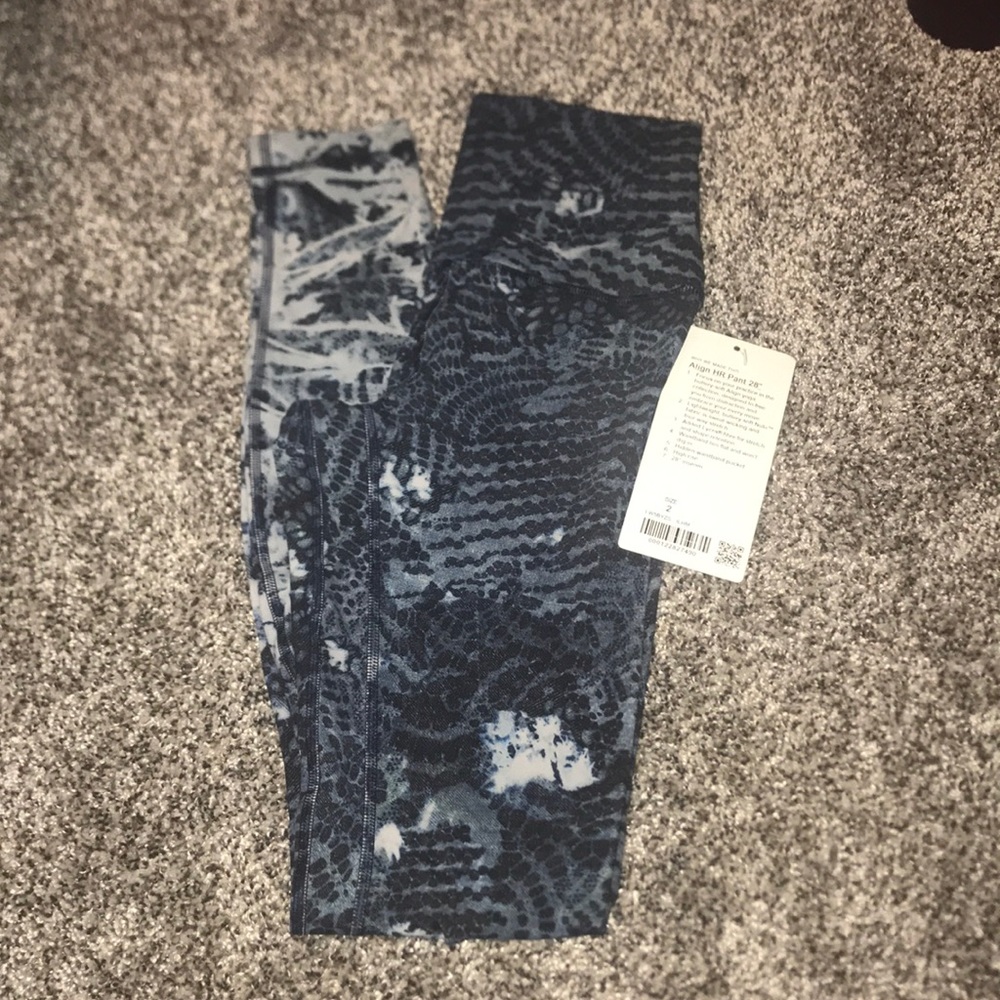 Align HR Pant 28”